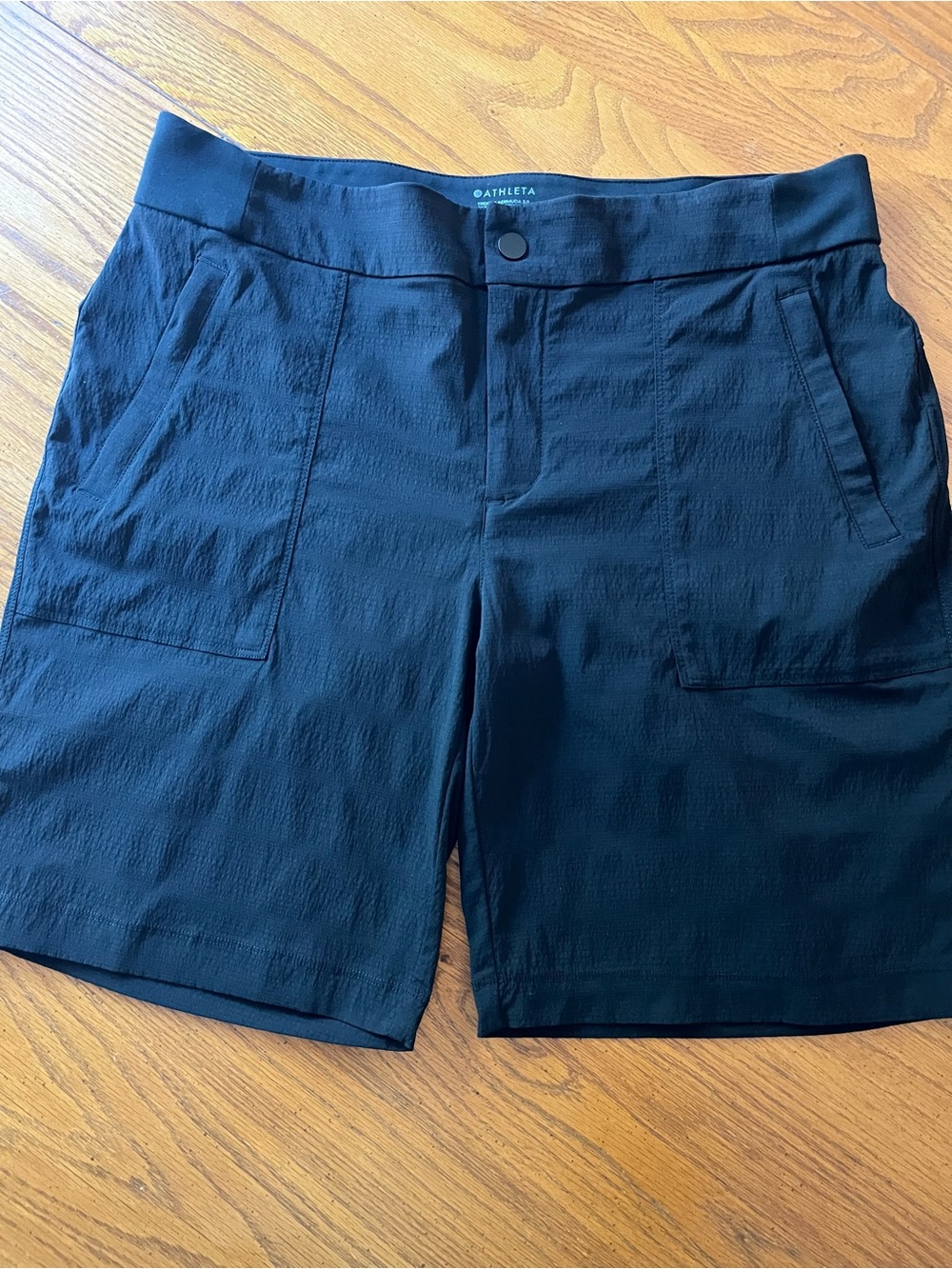 Athleta Trekkie Bermuda Shorts 2.0 Black 12 - Picture 2 of 11